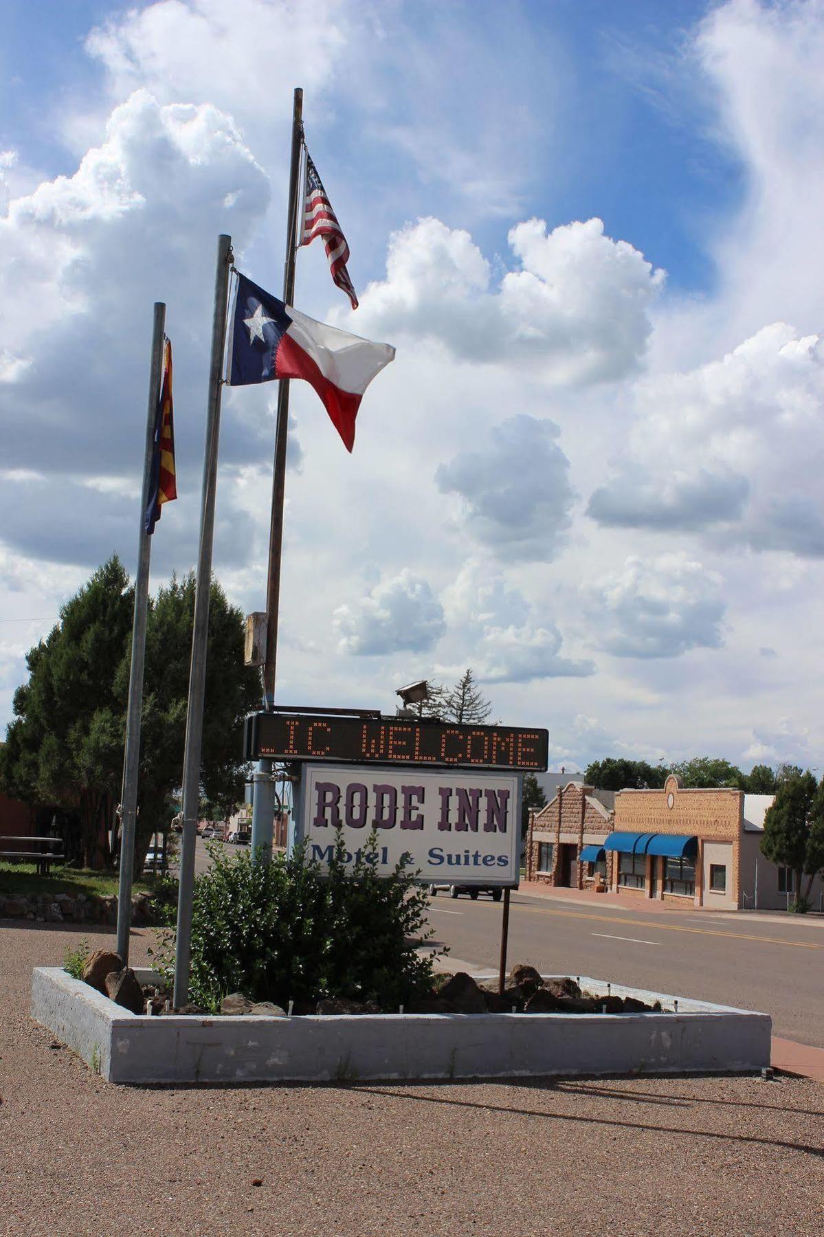 Howard Johnson By Wyndham Springerville Esterno foto